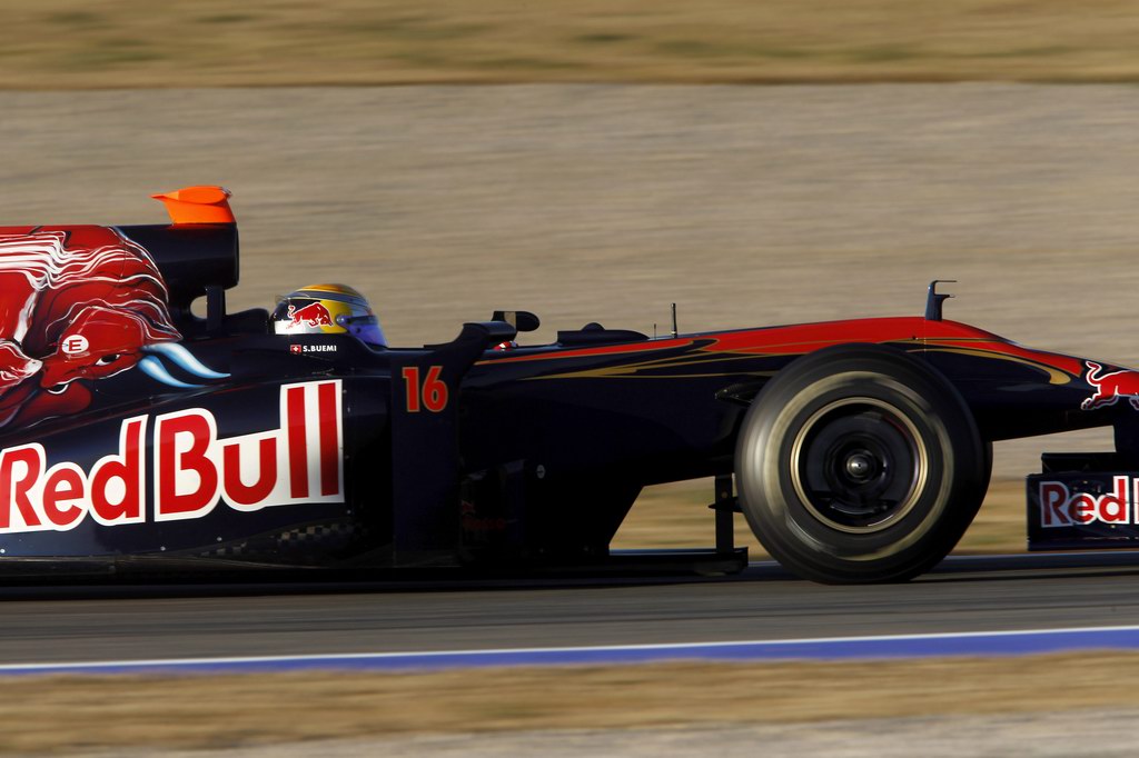Test Valencia primi km, 2010 Formula One Testing
Valencia, Spain.
1st February 2010.
Sebastien Buemi, Toro Rosso STR5 Ferrari. Action.
World Copyright: Andrew Ferraro /LAT Photographic
ref: Digital Image_Q0C1531.jpg